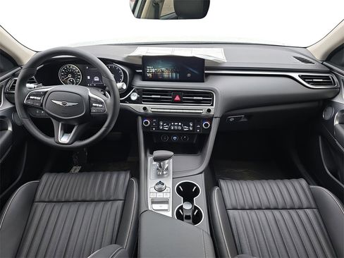 New 2026 Genesis G70 2.5T Prestige image 9