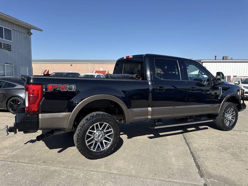 Used 2017 Ford F250 Lariat w/ Lariat Ultimate Package AWD/4WD image 8