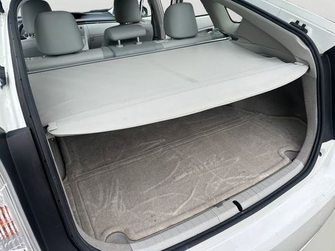 Used 2015 Toyota Prius Two image 28