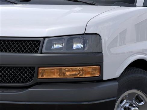 New 2026 Chevrolet Express 3500 Extended w/ Driver Convenience Package RWD image 10