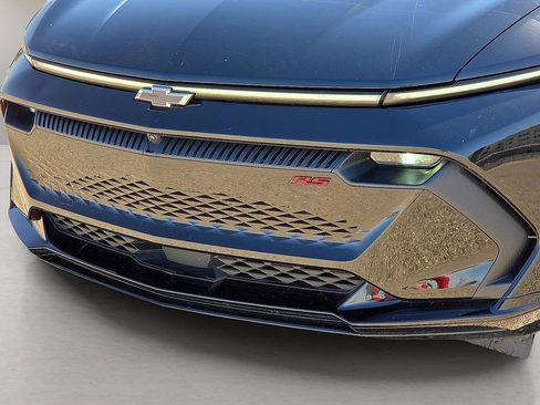 Used 2024 Chevrolet Equinox EV RS image 9