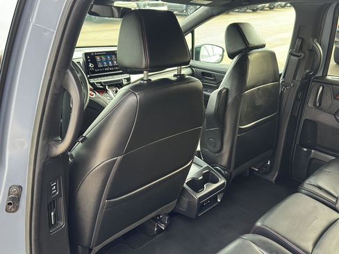 Certified 2025 Honda Odyssey Sport-L image 18