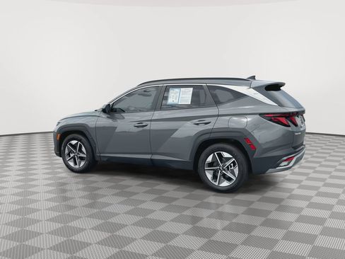 Used 2025 Hyundai Tucson SEL FWD image 6