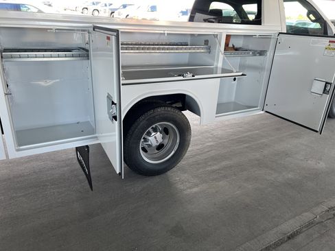 New 2025 GMC Sierra 3500 Pro w/ Convenience Package AWD/4WD image 38