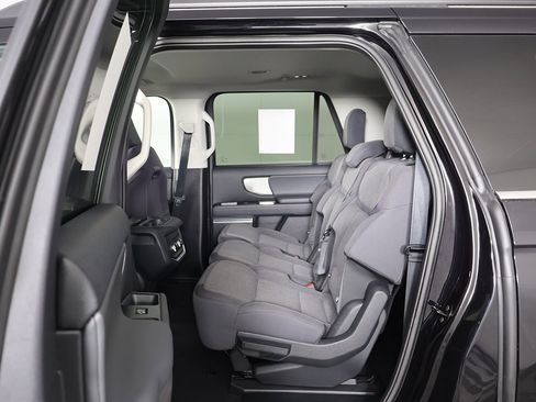 Used 2025 Ford Expedition Max Active image 31