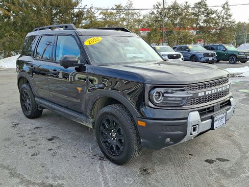 Certified 2025 Ford Bronco Sport Badlands image 3