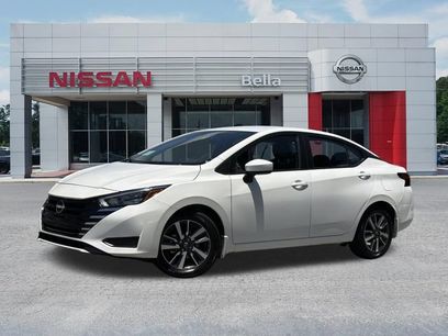Used 2025 Nissan Versa SV w/ Trunk Package
