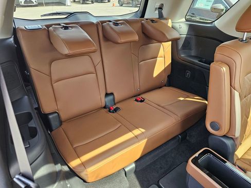 New 2026 Nissan Pathfinder Platinum AWD/4WD image 29