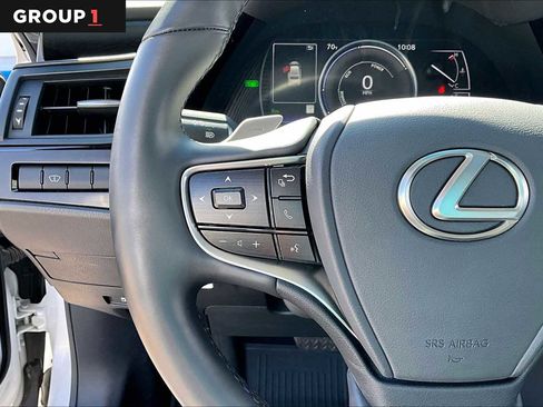 Used 2025 Lexus ES 300h w/ Premium Package FWD image 23