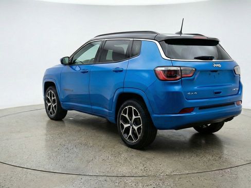 Used 2025 Jeep Compass Limited AWD/4WD image 6