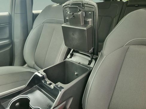 Used 2025 Jeep Grand Cherokee Laredo X w/ Luxury Tech Group I image 43