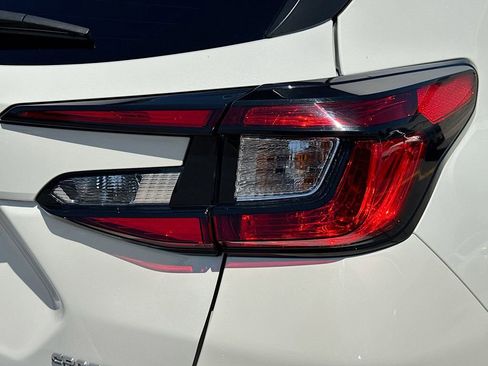 Certified 2024 Subaru Crosstrek 2.0i Premium AWD/4WD image 35