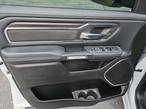 Used 2025 RAM 1500 Laramie w/ Sport Appearance Package AWD/4WD image 19