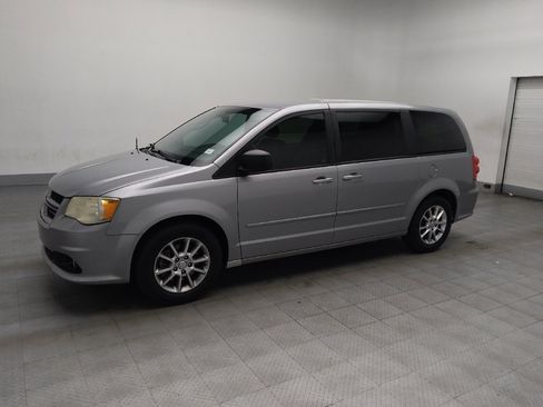 Used 2013 Dodge Grand Caravan R/T w/ Safety Sphere Group image 2