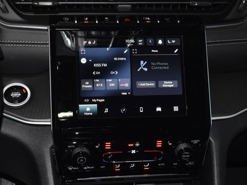 New 2025 Jeep Grand Cherokee L Altitude image 16