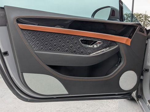 Certified 2022 Bentley Continental GT image 13