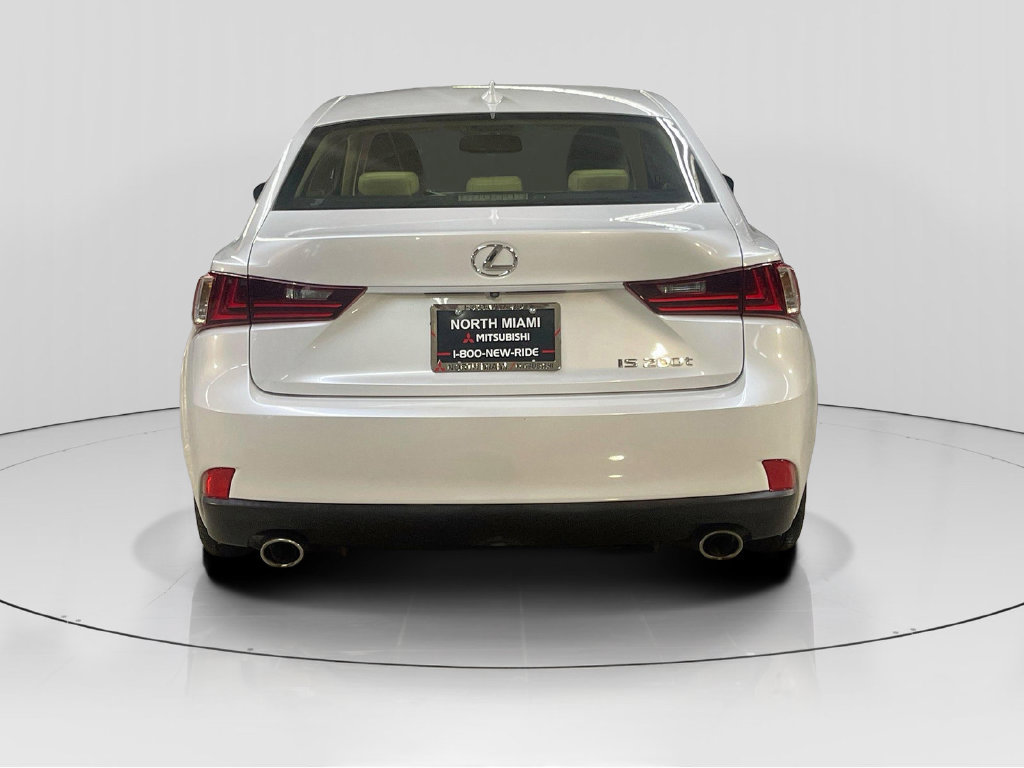 Used 2016 Lexus IS 200t RWD image 6