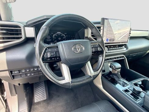 Used 2024 Toyota Tundra Limited AWD/4WD image 12