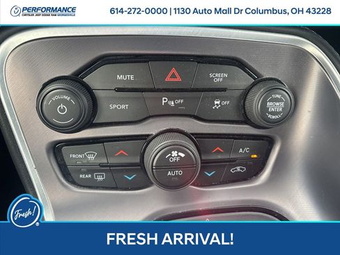 Used 2022 Dodge Challenger R/T image 23