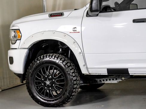 Used 2024 RAM 3500 Tradesman w/ Chrome Appearance Group image 13