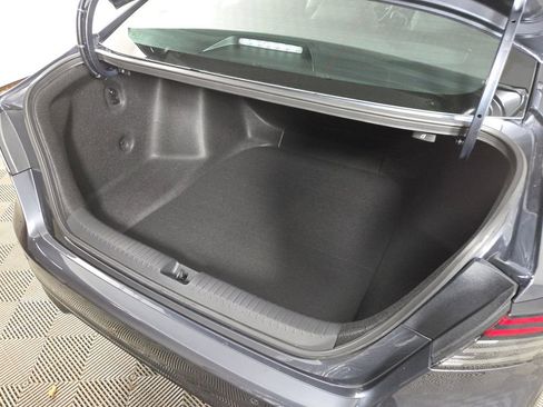 New 2026 Honda Accord EX-L image 9