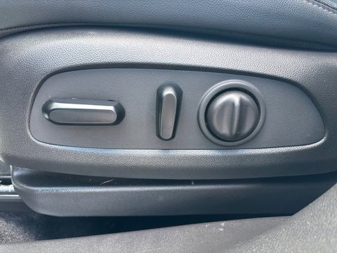 Used 2023 Chevrolet TrailBlazer ACTIV w/ Convenience Package image 14