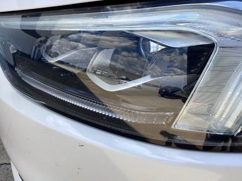 Used 2019 Ford Edge Titanium w/ Equipment Group 301A AWD/4WD image 5