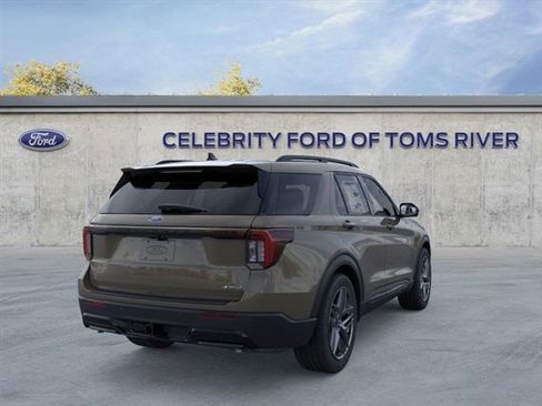 New 2026 Ford Explorer ST-Line w/ ST-Line Street Pack image 8