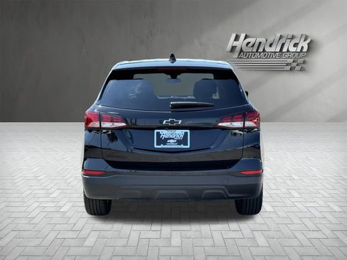 Used 2024 Chevrolet Equinox LS w/ LS Convenience Package FWD image 9