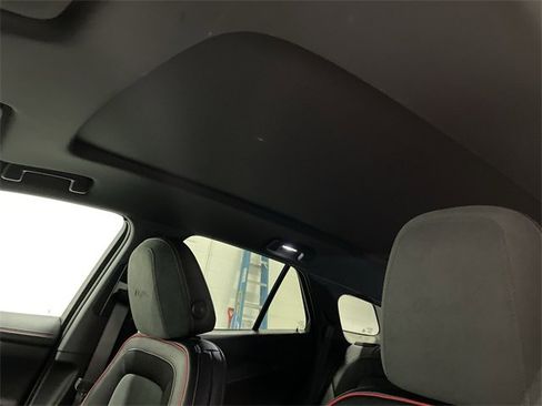 Certified 2025 Chevrolet Blazer EV RS image 25