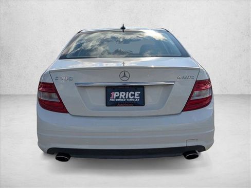 Used 2011 Mercedes-Benz C 300 Sport image 6