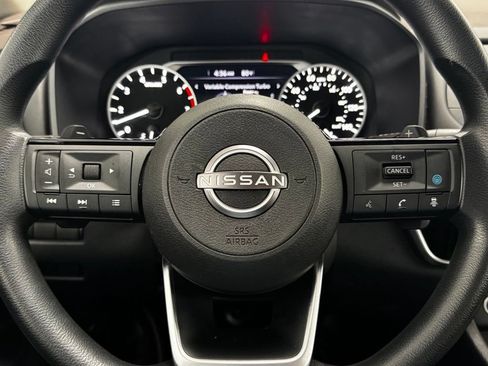 Used 2023 Nissan Rogue SV FWD image 14