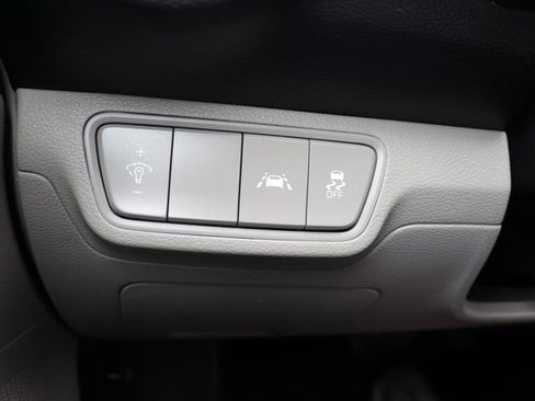 Used 2020 Kia Forte LXS FWD image 21