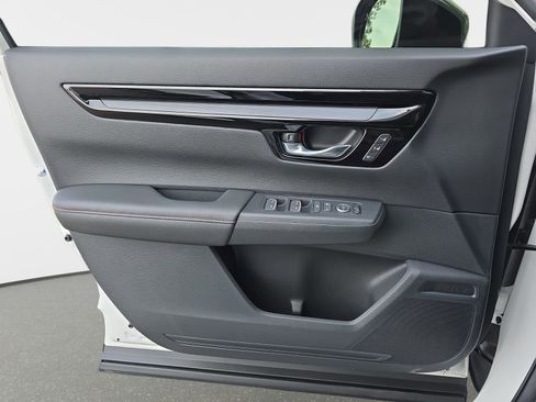 Certified 2026 Honda CR-V Sport Touring image 30