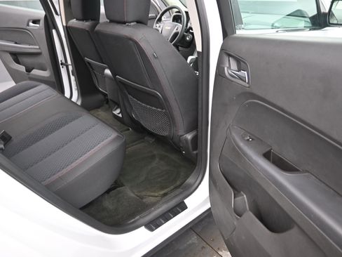 Used 2013 Chevrolet Equinox LS image 20