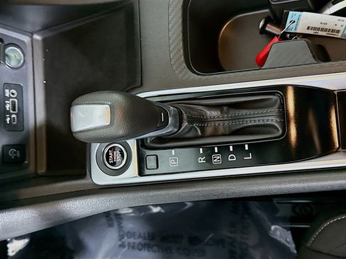 Used 2025 Nissan Sentra SV image 20