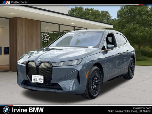 Used 2026 BMW iX xDrive60 w/ Executive Package AWD/4WD image 1