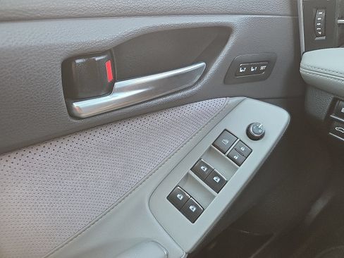 Used 2019 Toyota Avalon Touring w/ Advanced Safety Package FWD image 25
