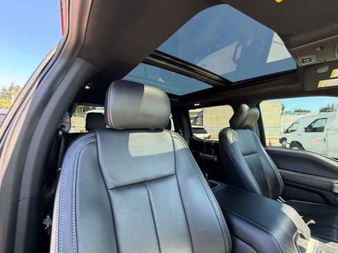 Used 2020 Ford F150 Lariat w/ Equipment Group 502A Luxury AWD/4WD image 27