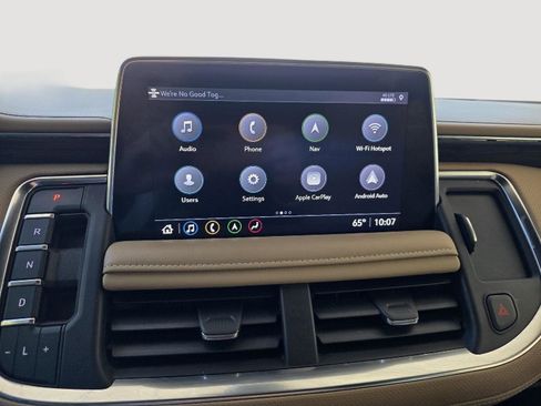 Used 2021 Chevrolet Tahoe Premier w/ Premium Package image 17