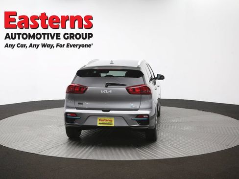 Used 2022 Kia Niro EX FWD image 39