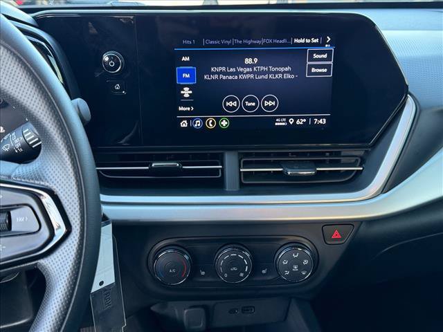 Certified 2024 Chevrolet Trax LS w/ LS Convenience Package FWD image 18