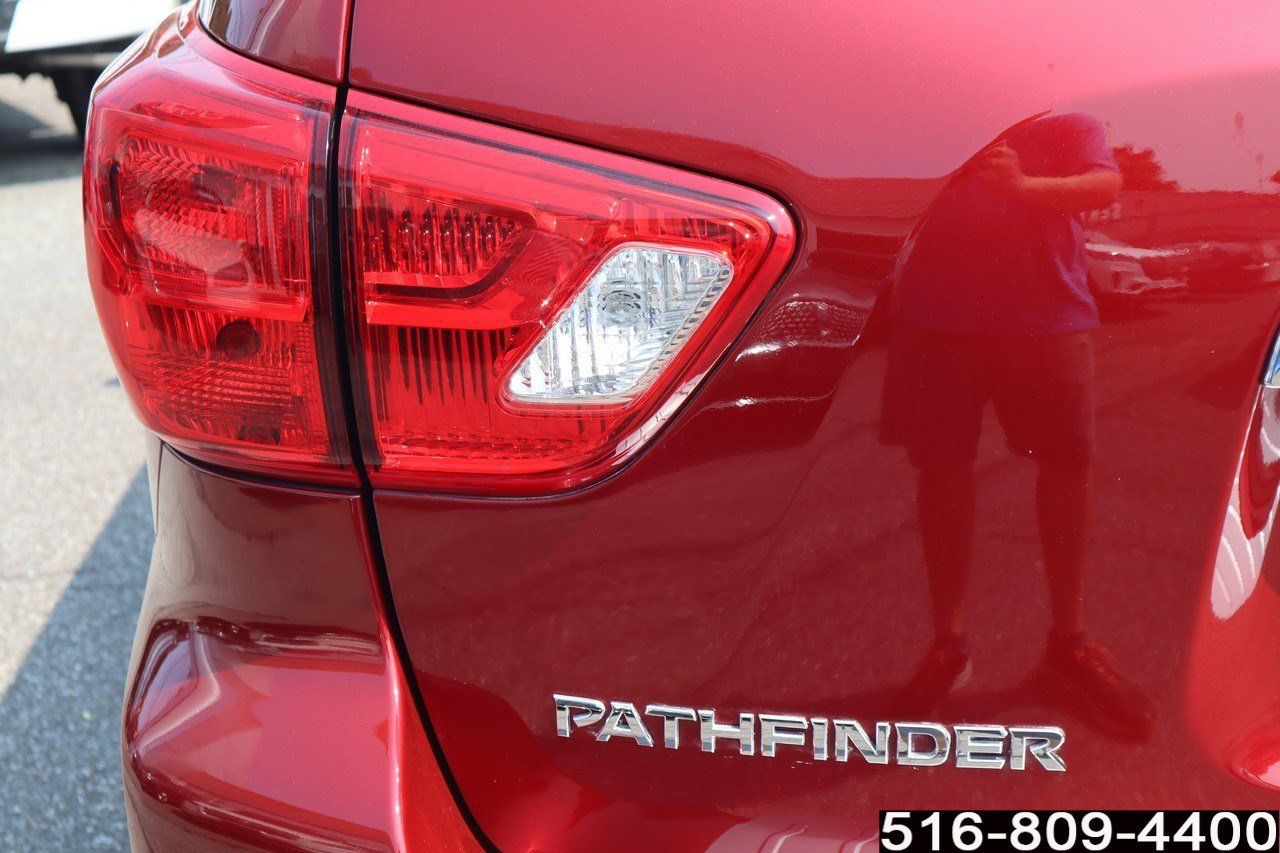 Used 2018 Nissan Pathfinder SV w/ SV Tech Package AWD/4WD image 35