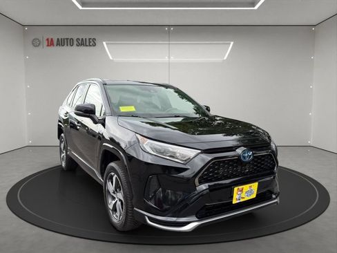 Used 2021 Toyota RAV4 SE AWD/4WD image 7