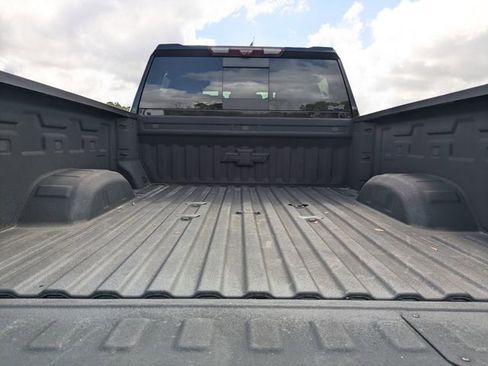 Used 2023 Chevrolet Silverado 2500 LTZ w/ LTZ Convenience Package image 15