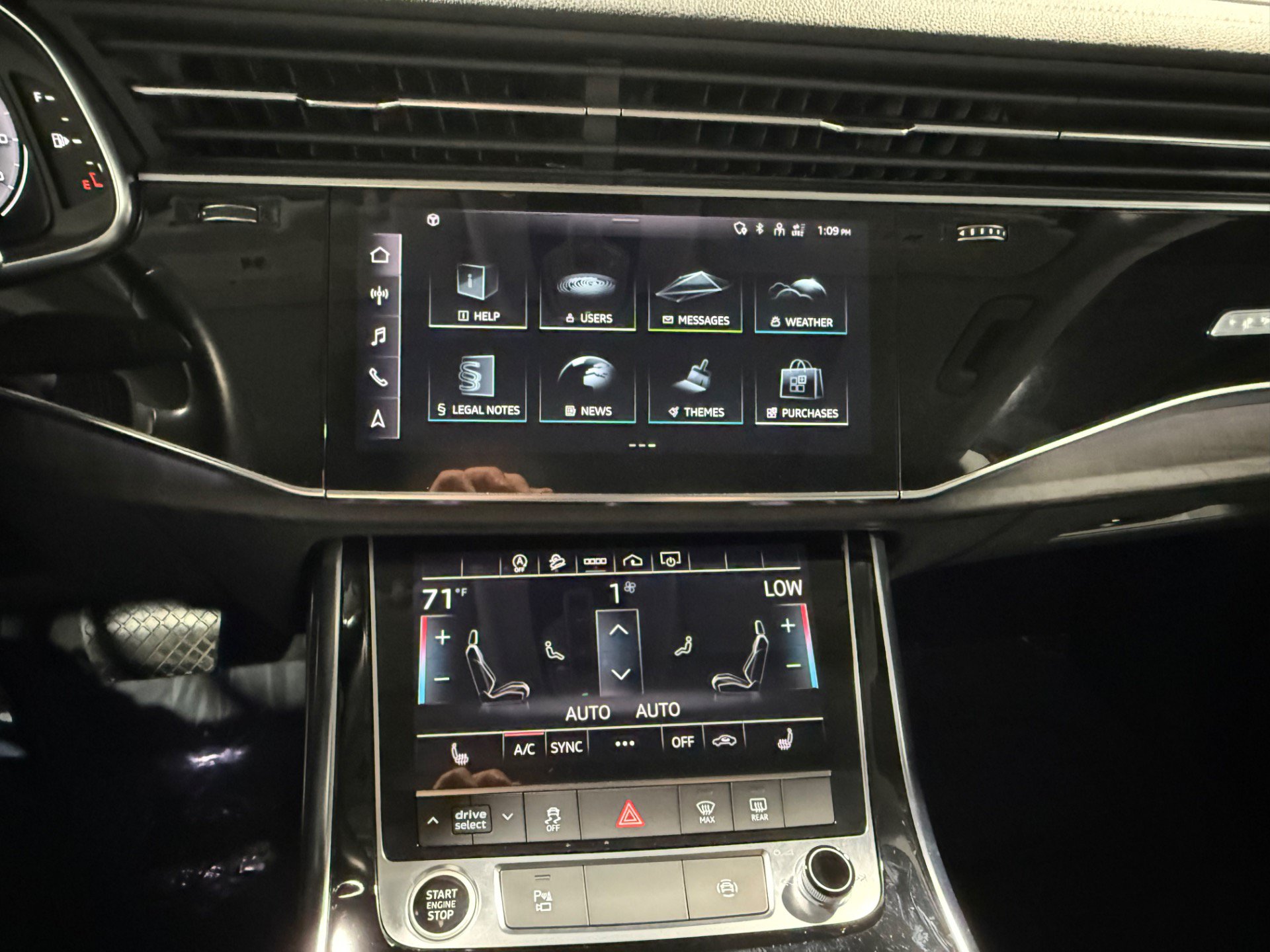 Used 2023 Audi Q8 Premium w/ Convenience Package AWD/4WD image 27