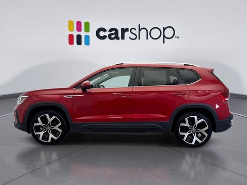 Used 2022 Volkswagen Taos SEL image 2