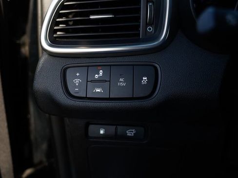 Used 2017 Kia Sorento SX image 56