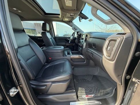 Used 2020 Chevrolet Silverado 1500 LT Trail Boss w/ Midnight Edition image 24