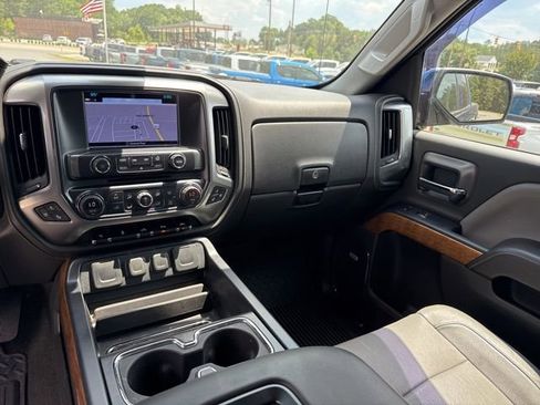 Used 2017 Chevrolet Silverado 1500 LTZ w/ LTZ Plus Package RWD image 21